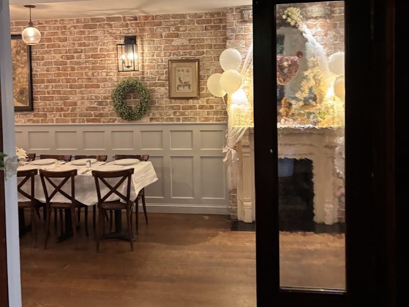 Heritage Bar & Restaurant interior