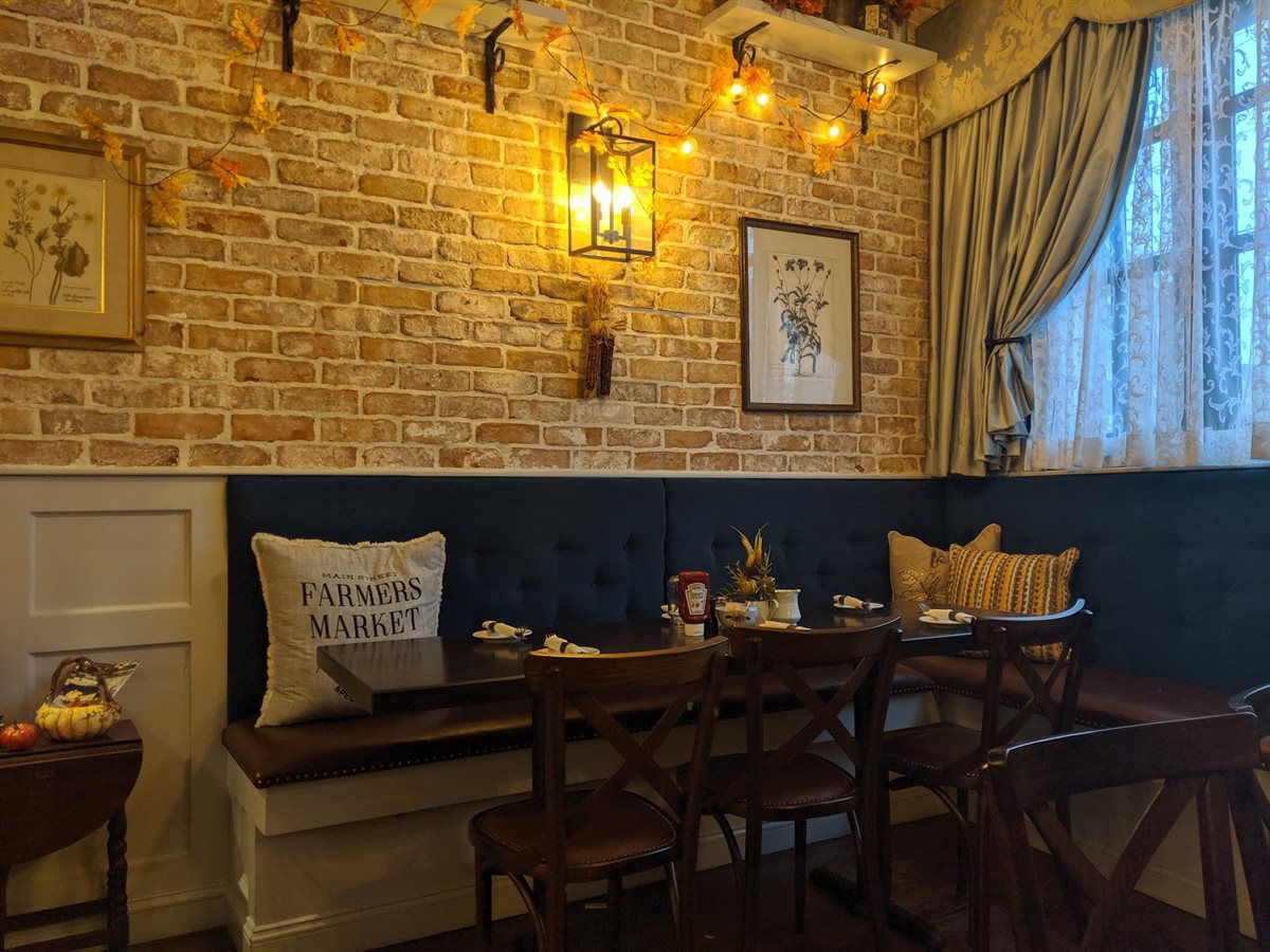 Heritage Bar & Restaurant